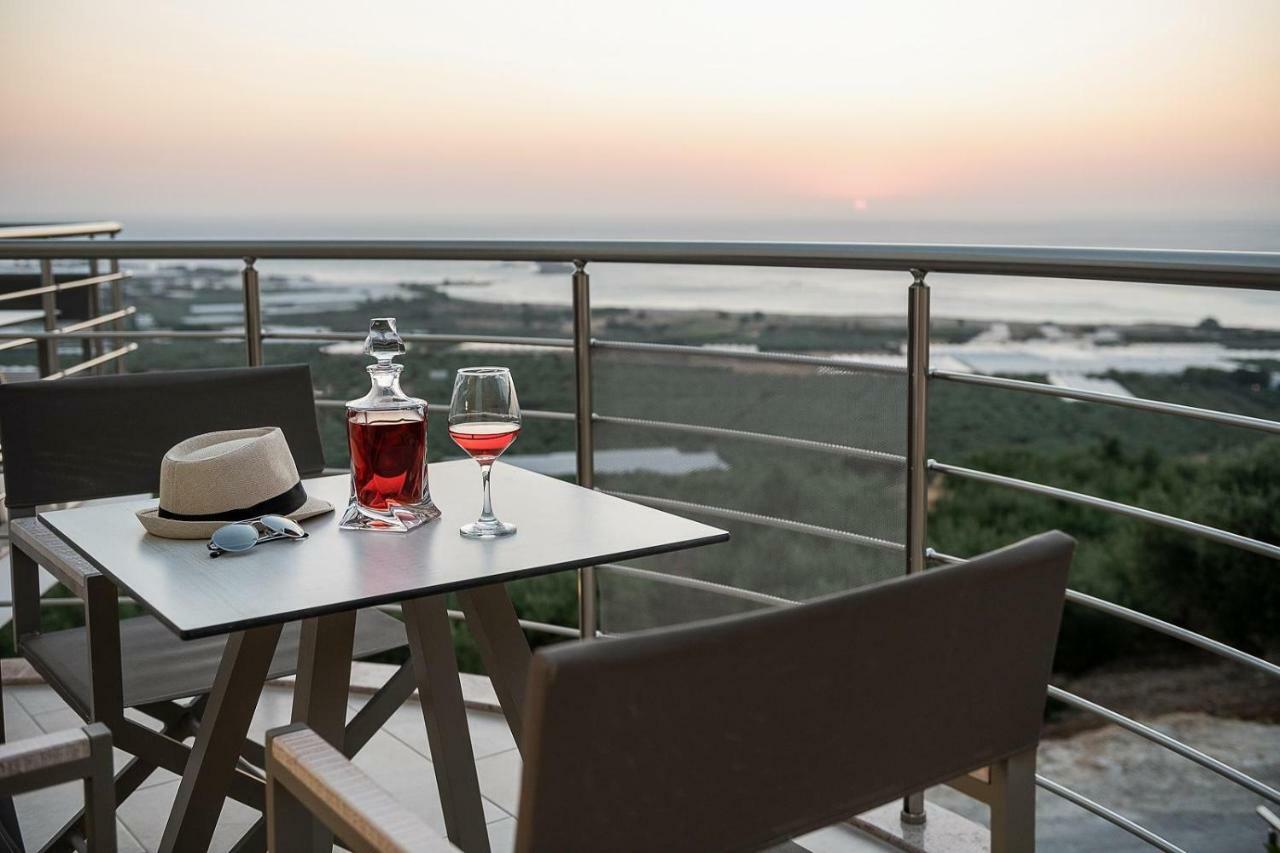 Magnolia Luxury Apartments Falasarna Exterior photo
